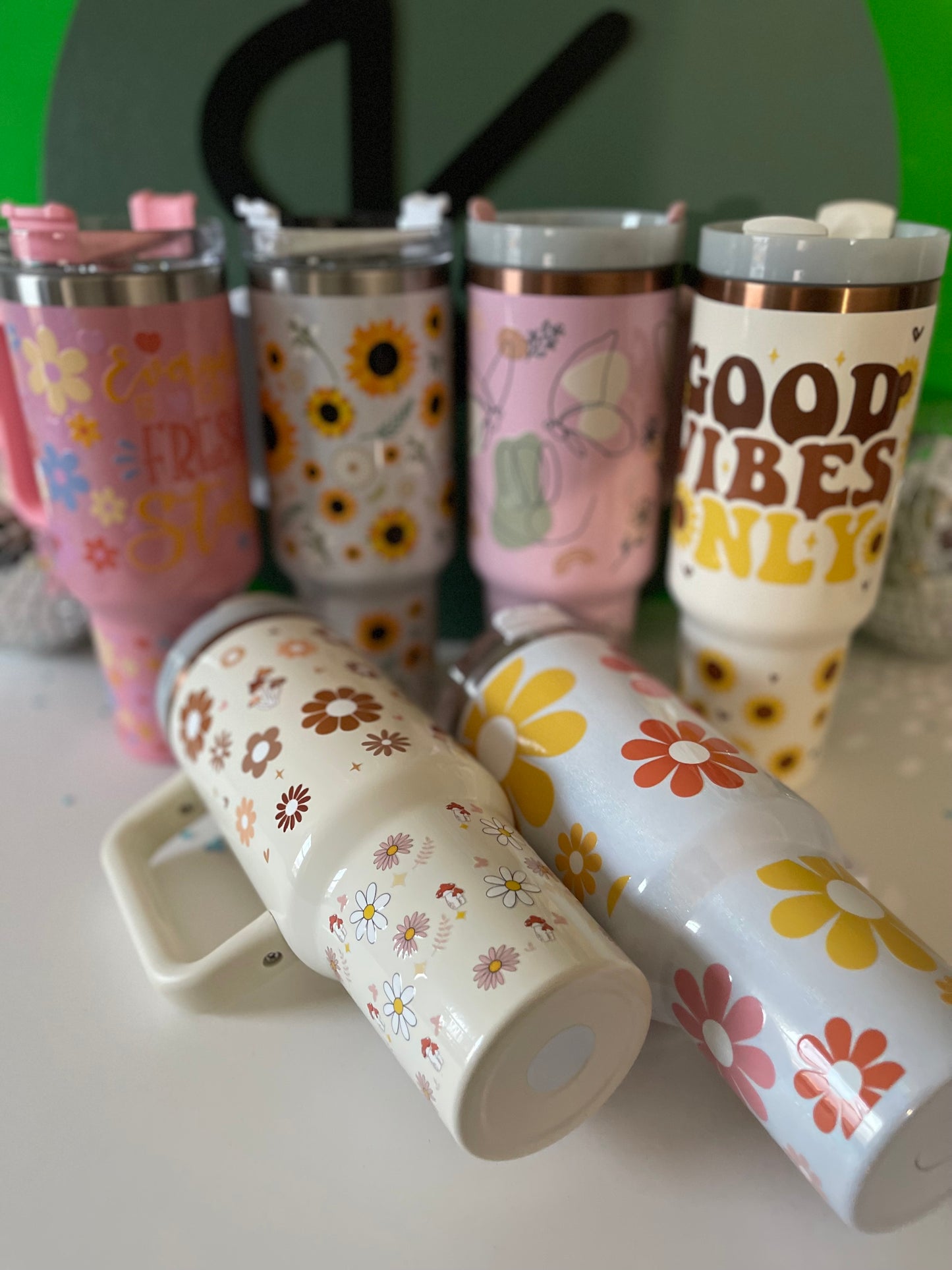 TUMBLERS 40oz y 20oz DECORADOS EN UVDTF