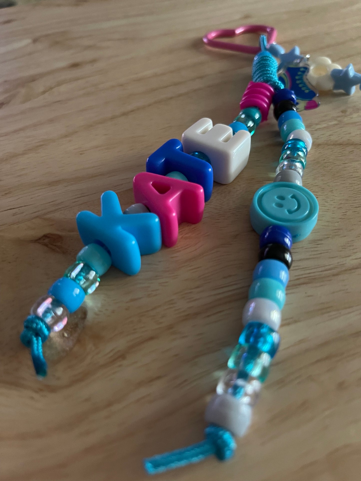 Loop Personalizado con Nombre | Llavero Viral para Mochilas, Llaves y Botellas