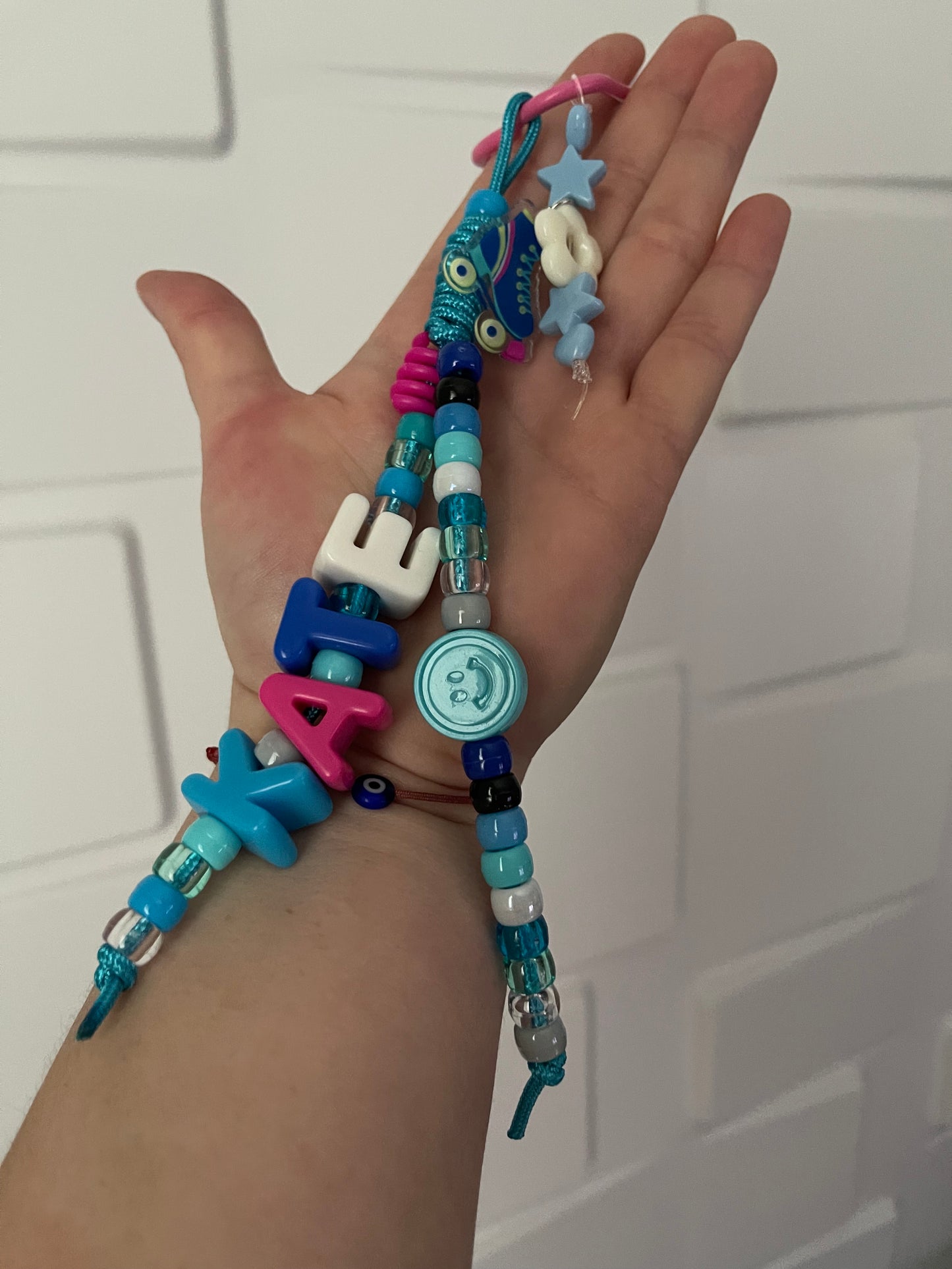 Loop Personalizado con Nombre | Llavero Viral para Mochilas, Llaves y Botellas